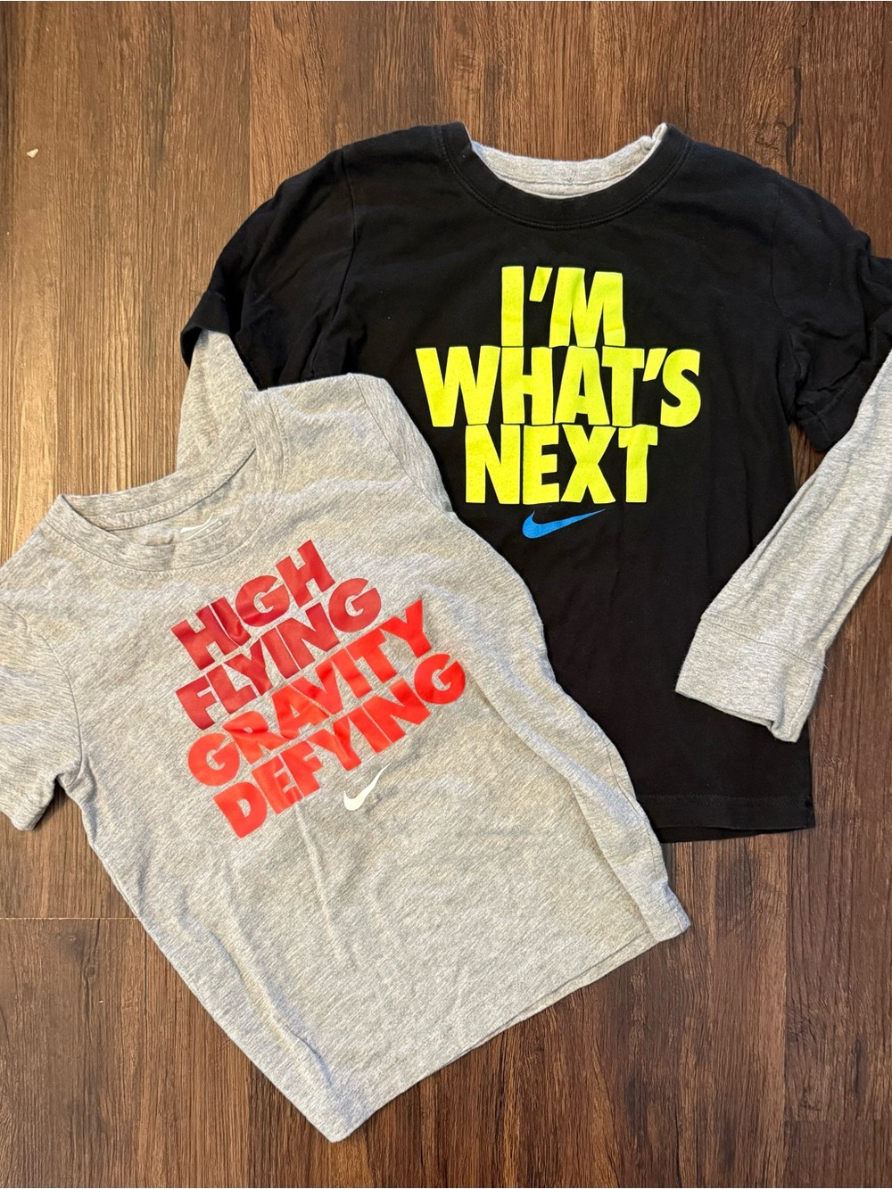 Nike Boys Black & Heather Gray Long-Sleeve Graphic Tee Set